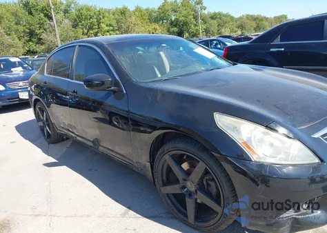 2013 Infiniti G37 Journey z USA, uszkodzony, nr VIN JN1CV6AP9DM306774
